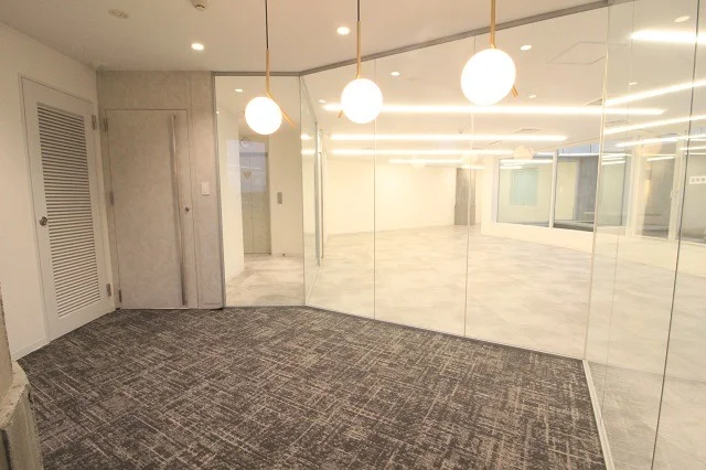 C-Cube南青山ビル 8 執務室 15