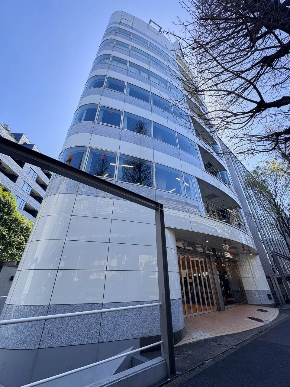 C-Cube南青山ビル 8 オフィスビル外観 1