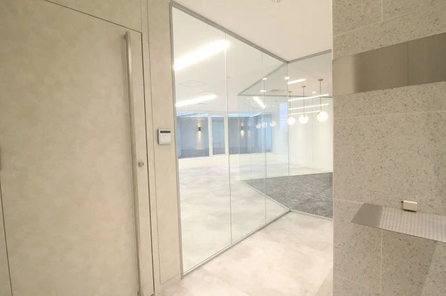 C-Cube南青山ビル 8 執務室 10