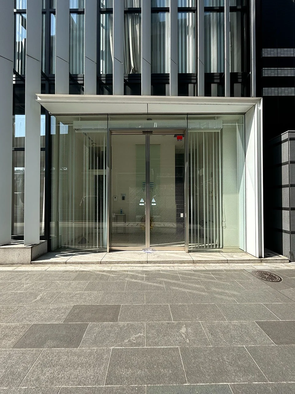 六本木DスクエアANNEX 2 ビルエントランス 8