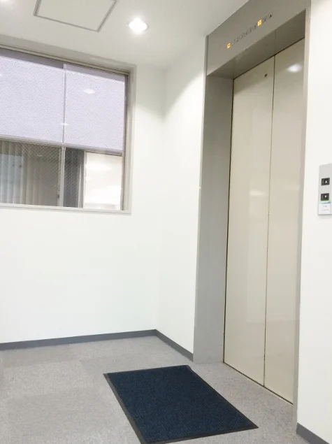 ラ・ベリテAKASAKA 8 エレベーター 9