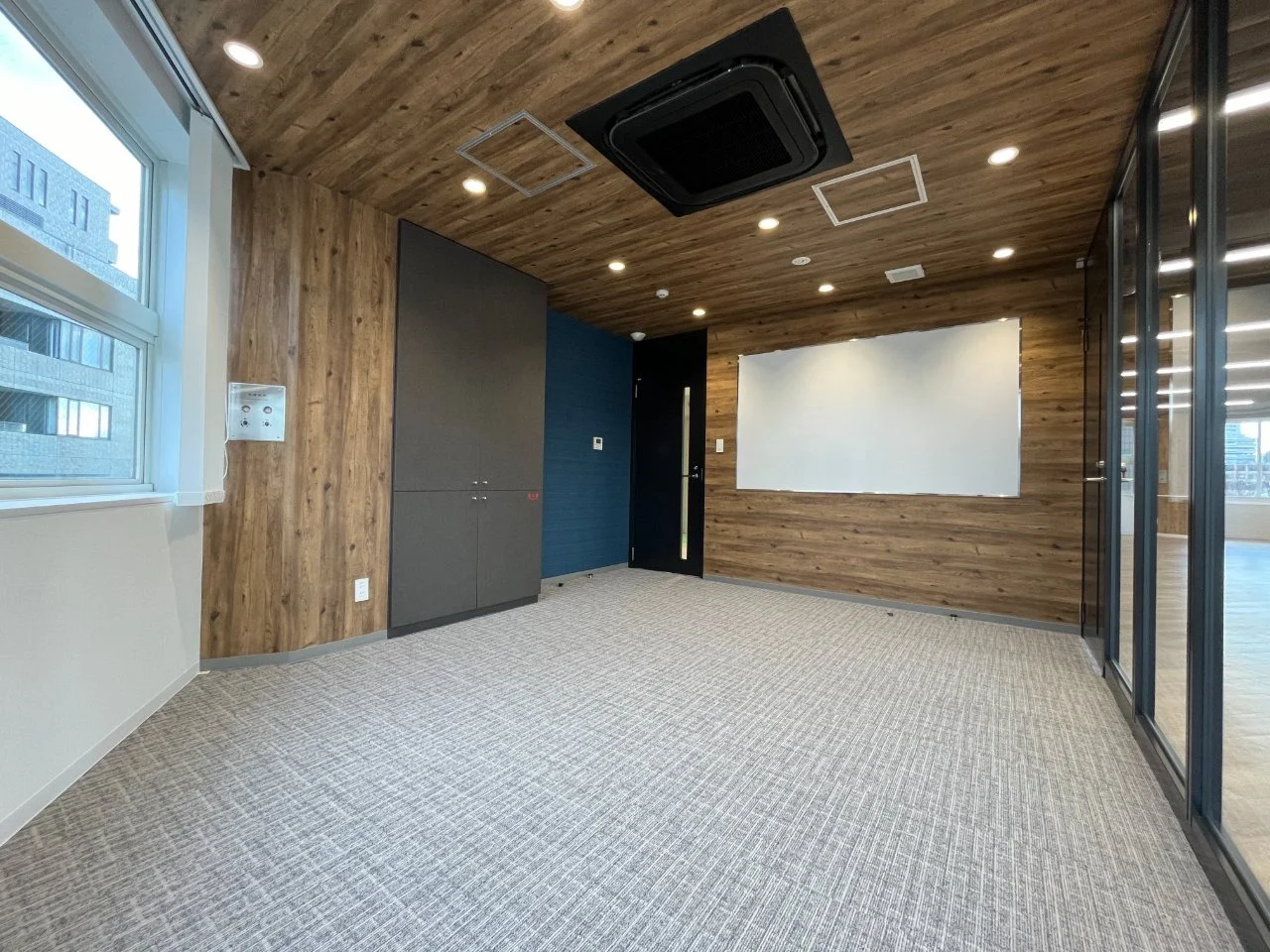 C-Cube南青山ビル 7 執務室 16