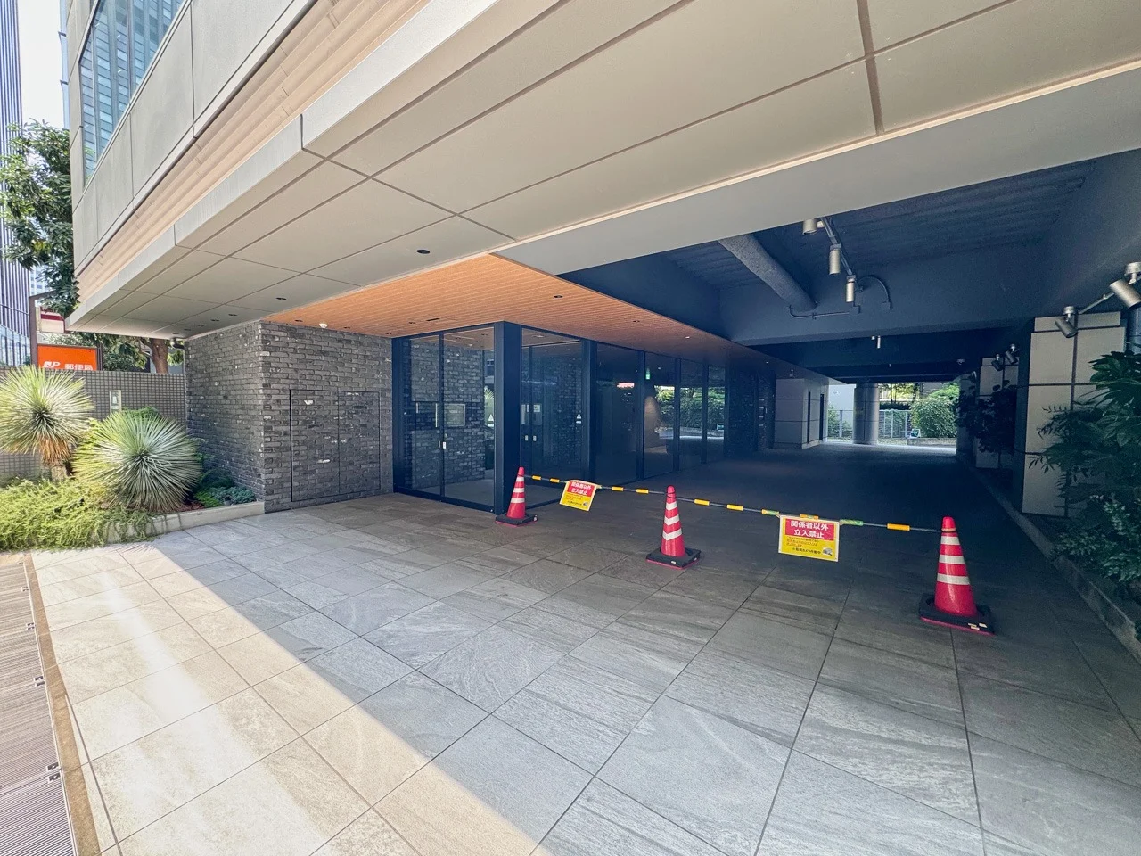 アパ三田芝公園駅前ビル 5 ビルエントランス 4