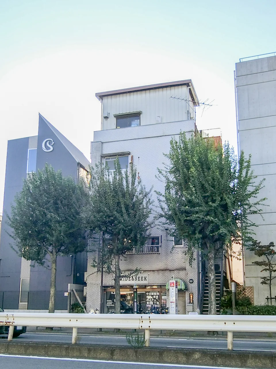 知見ビル 1 外観 1