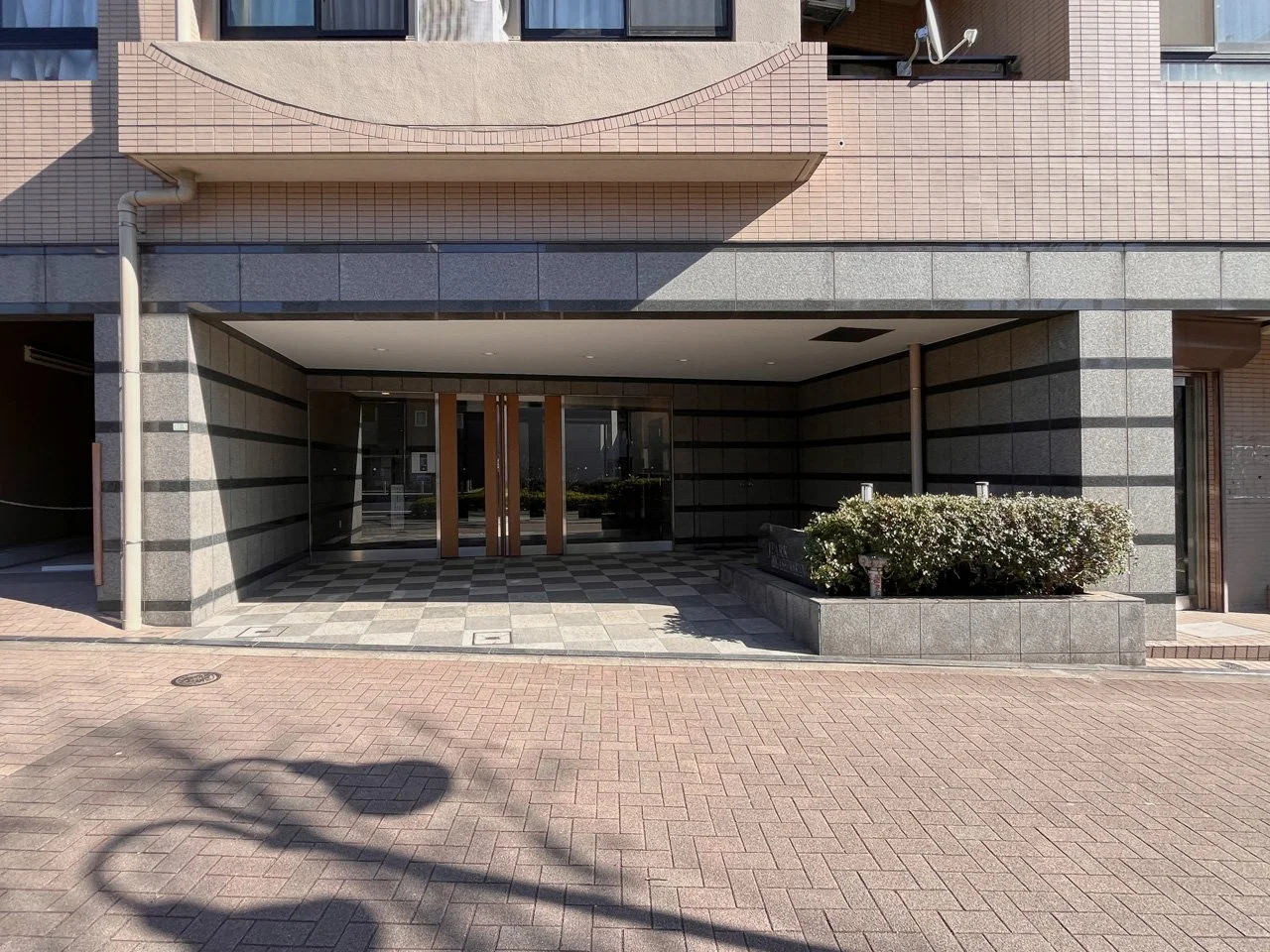 ジェイパーク東中野 1 エントランス 3