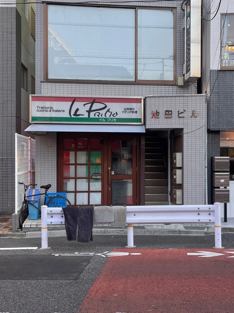 池田ビル 2 エントランス 3