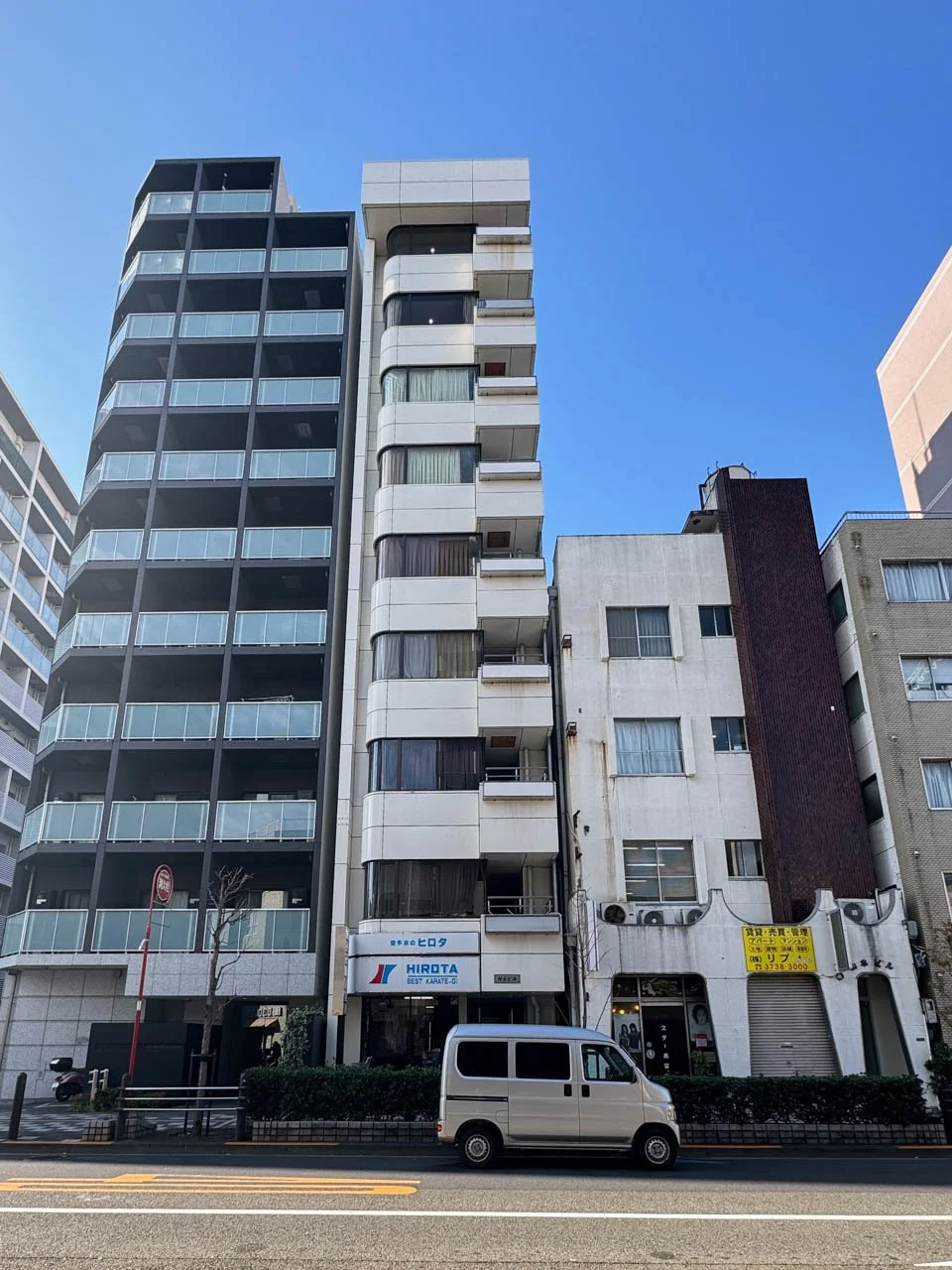 NSビル 3 外観 1