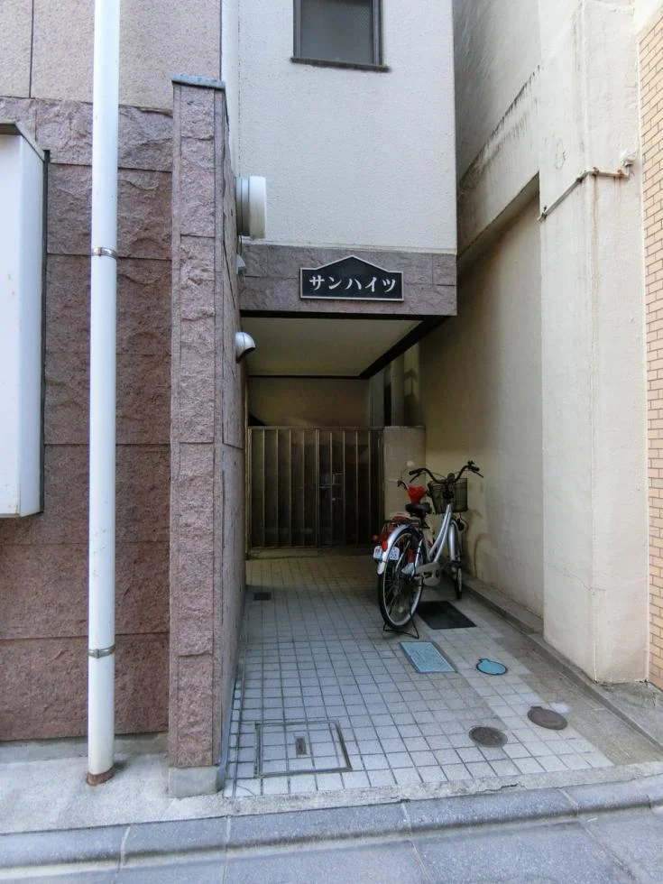 サンハイツ 1 エントランス 4