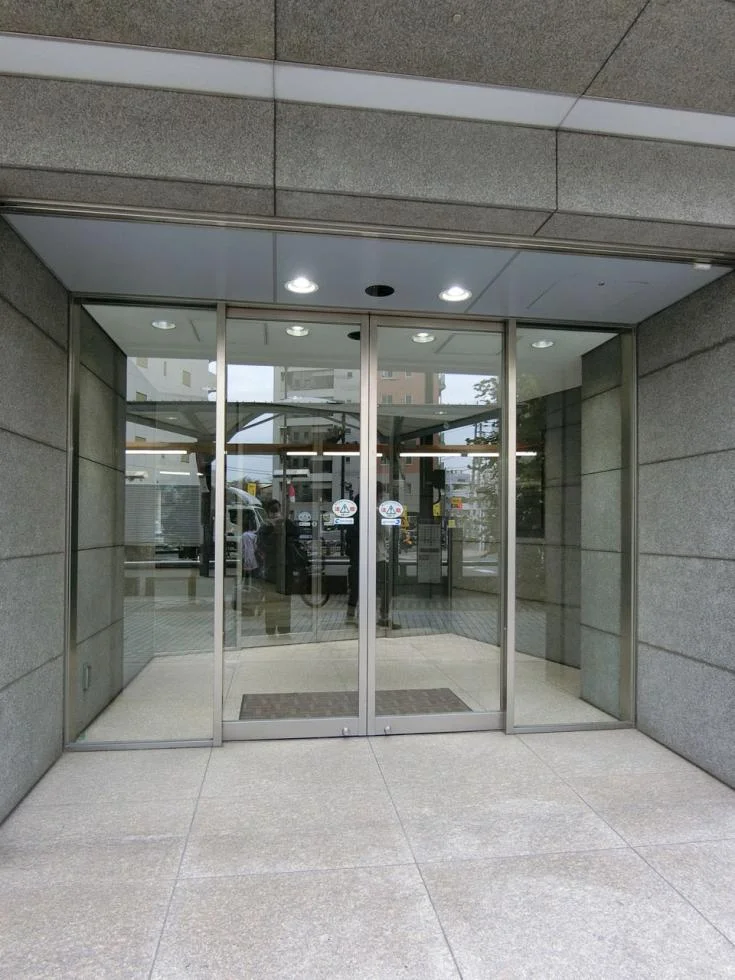 損保ジャパン蒲田ビル 5 エントランス 3