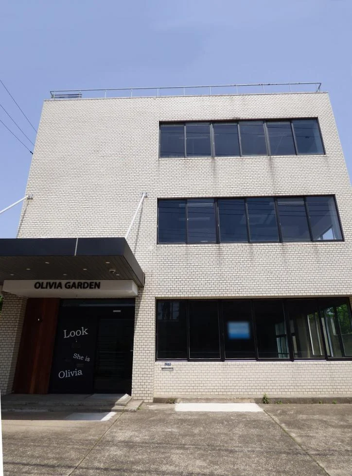 OLIVIA GARDEN 2 外観 2