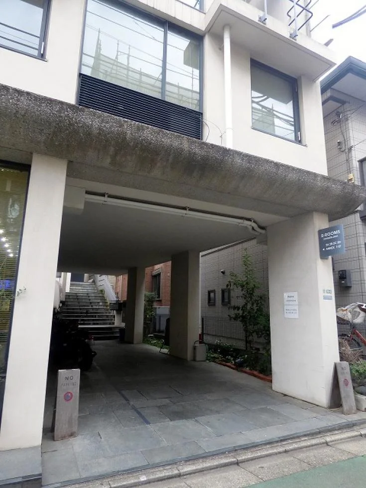 R-rooms三軒茶屋ビル 2-3 エントランス 3