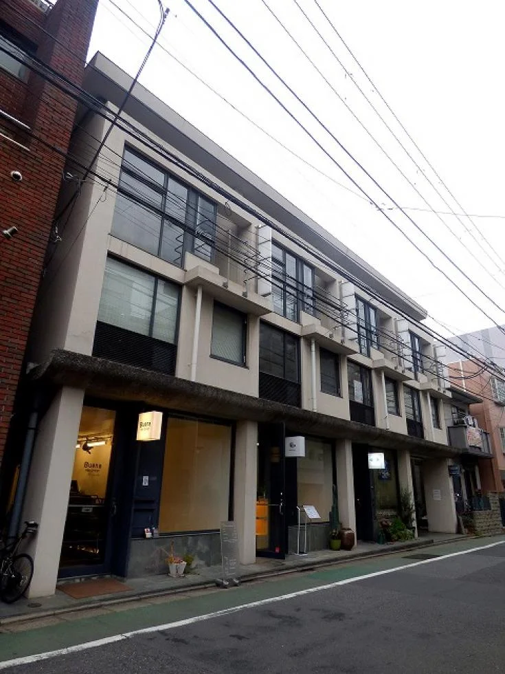 R-rooms三軒茶屋ビル 2-3 外観 1