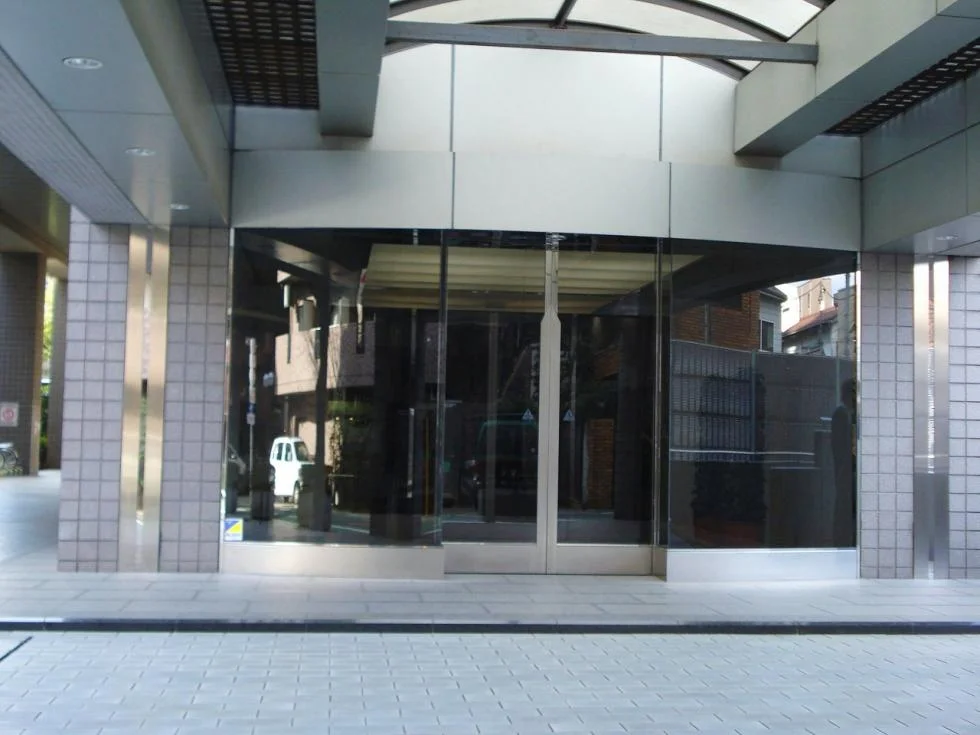 東映三宿ビル 1 エントランス 3