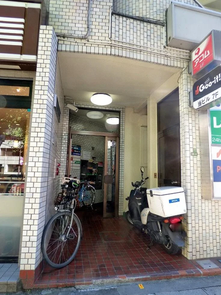 ステーションプラザロイヤル 3 エントランス 7