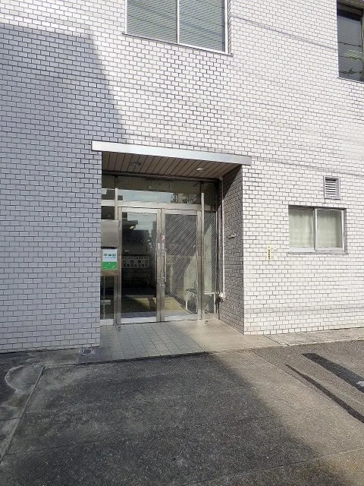 下北沢分館 3 エントランス 6