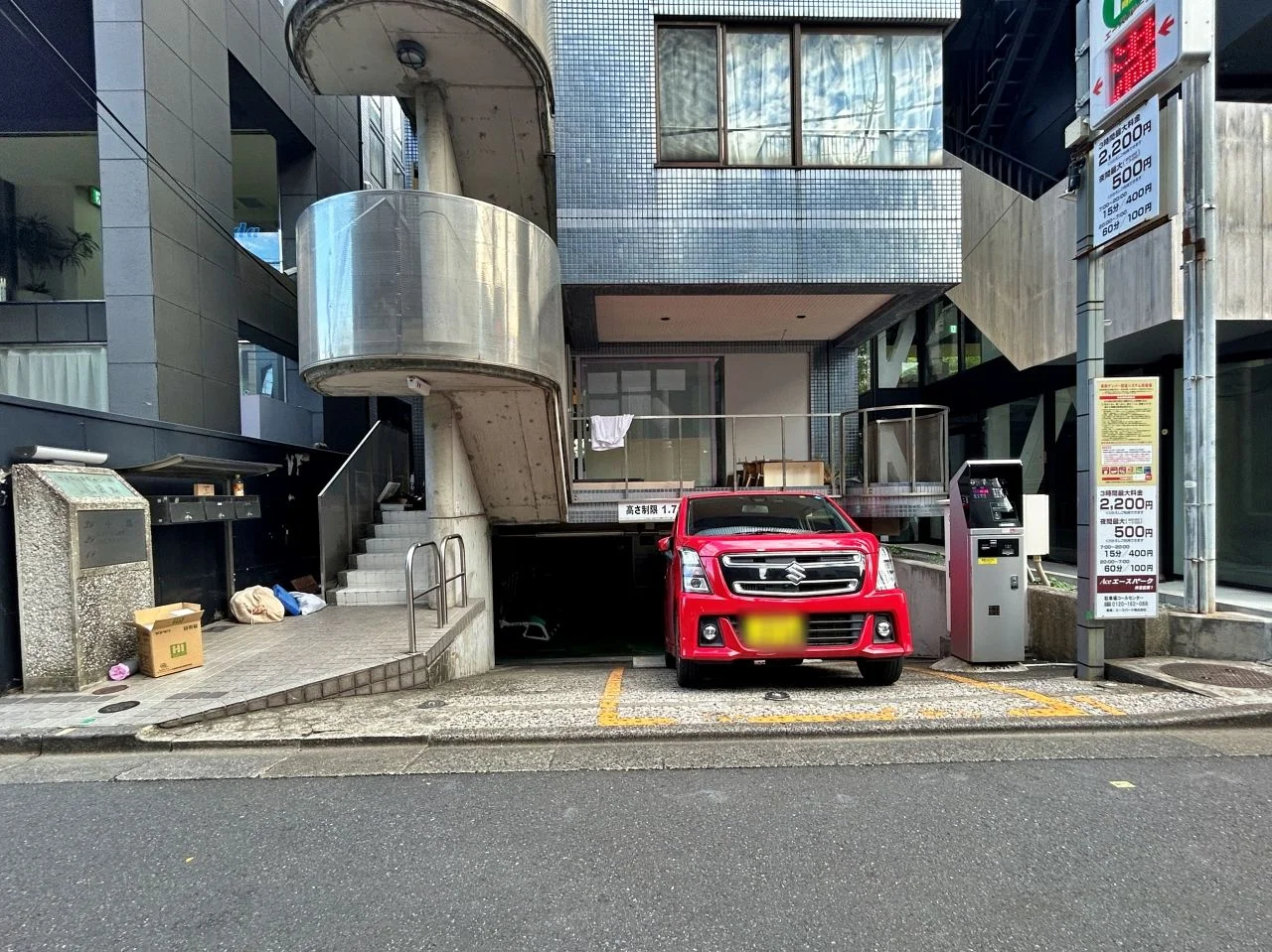 JKビル B1 エントランス 3
