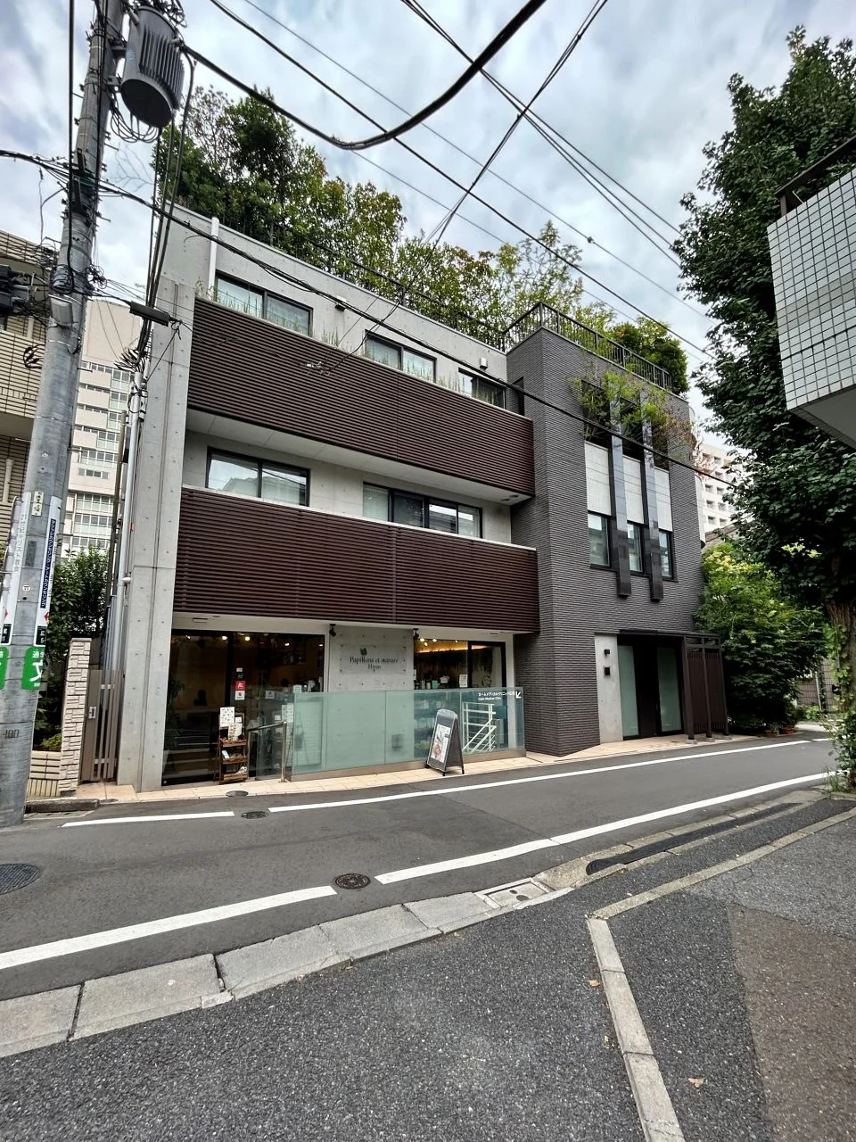 広尾5丁目ビル B1 オフィスビル外観 1