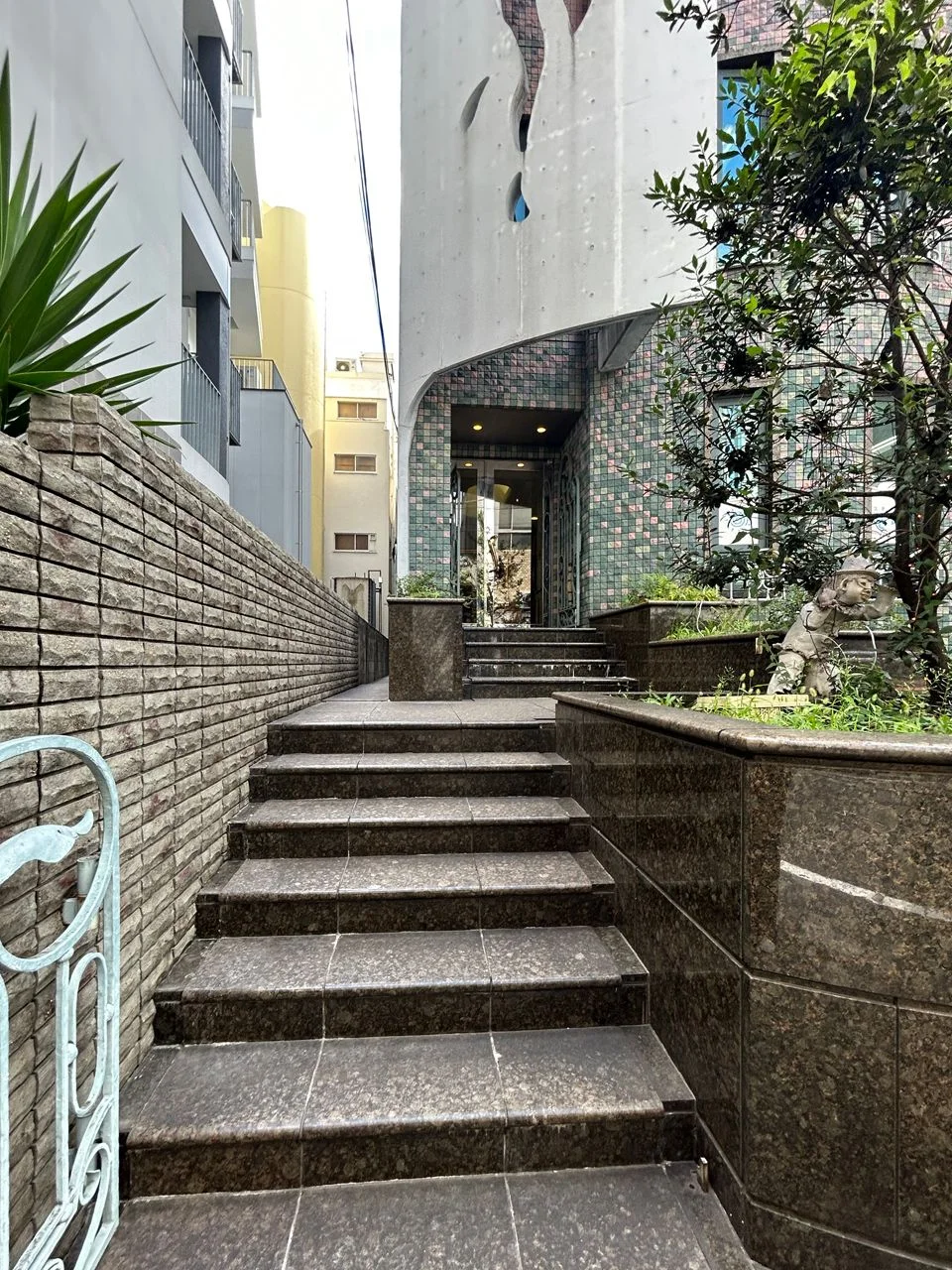 原宿MOAビル 1 エントランス 3