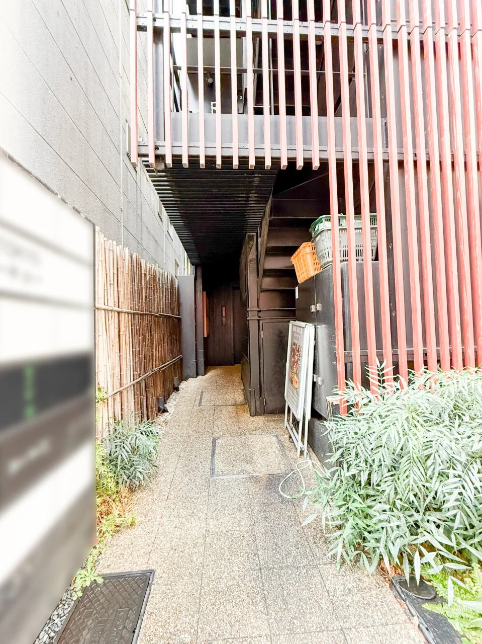 Time Zone小町ビル 4 エントランス 3