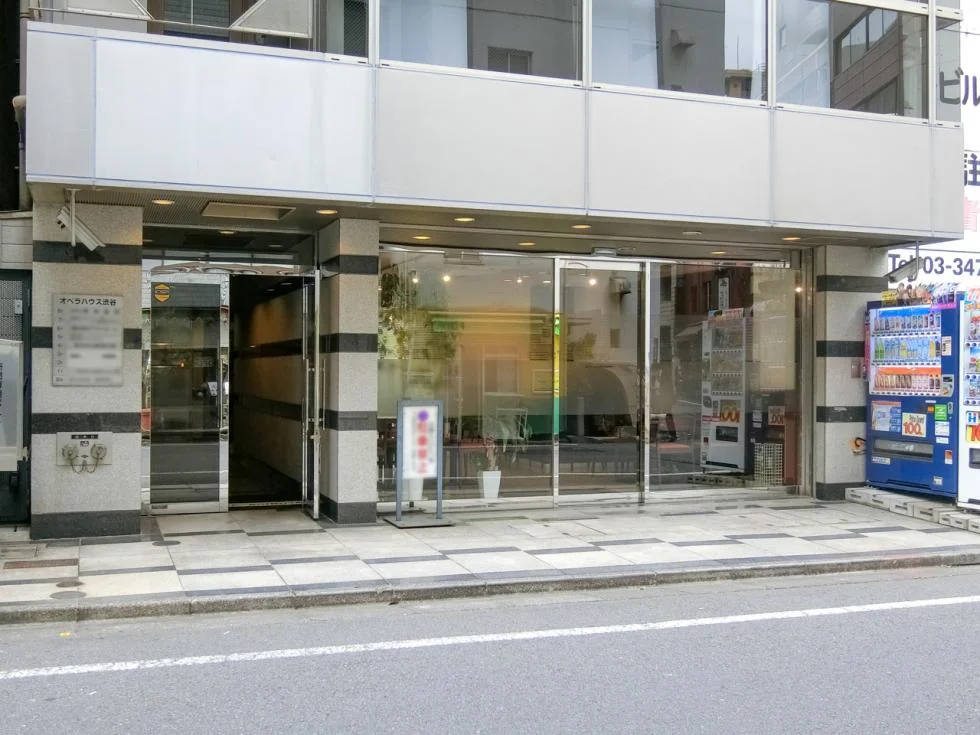 オペラハウス渋谷 7 エントランス 3