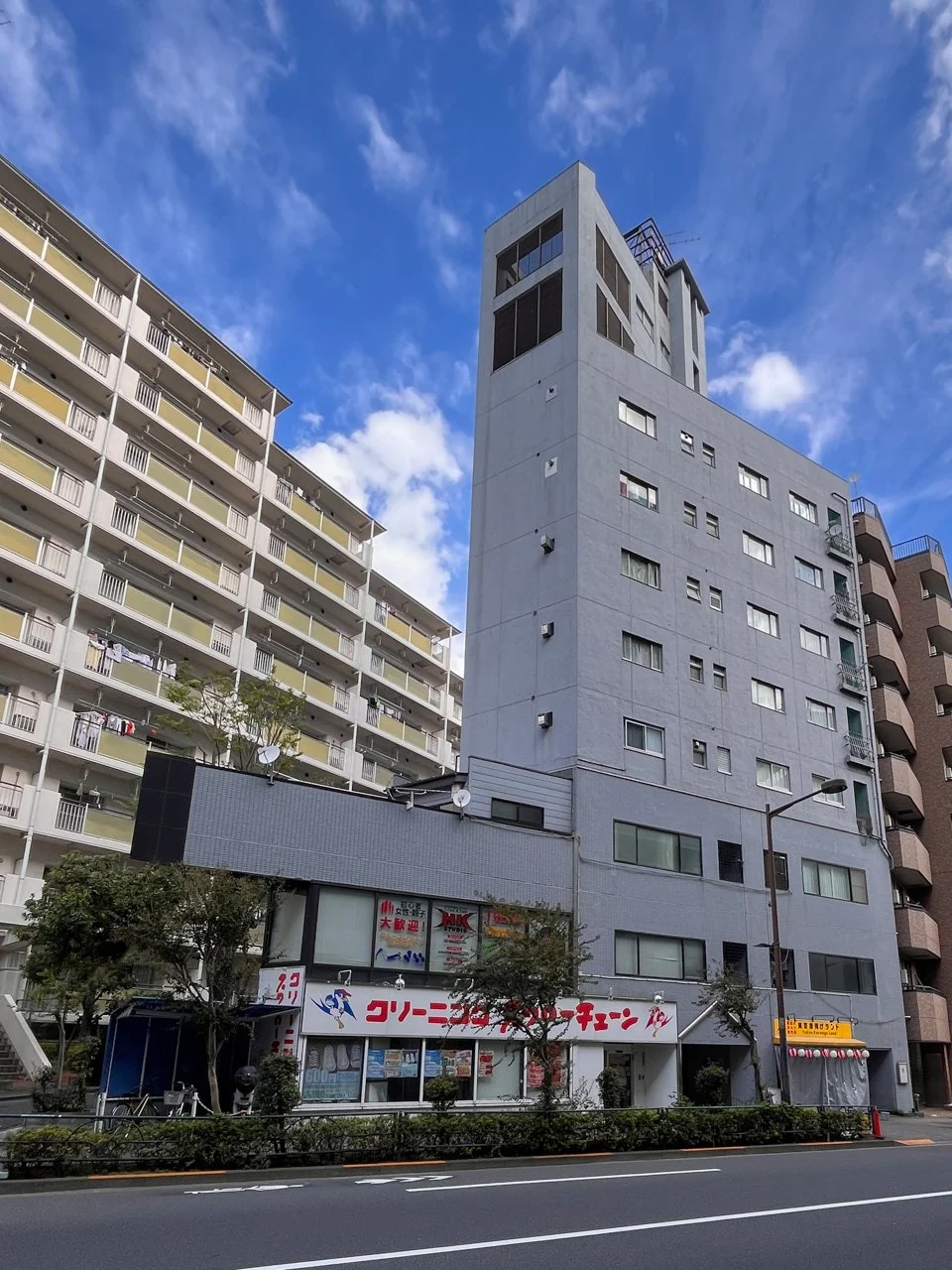 エフビル B1 外観 2