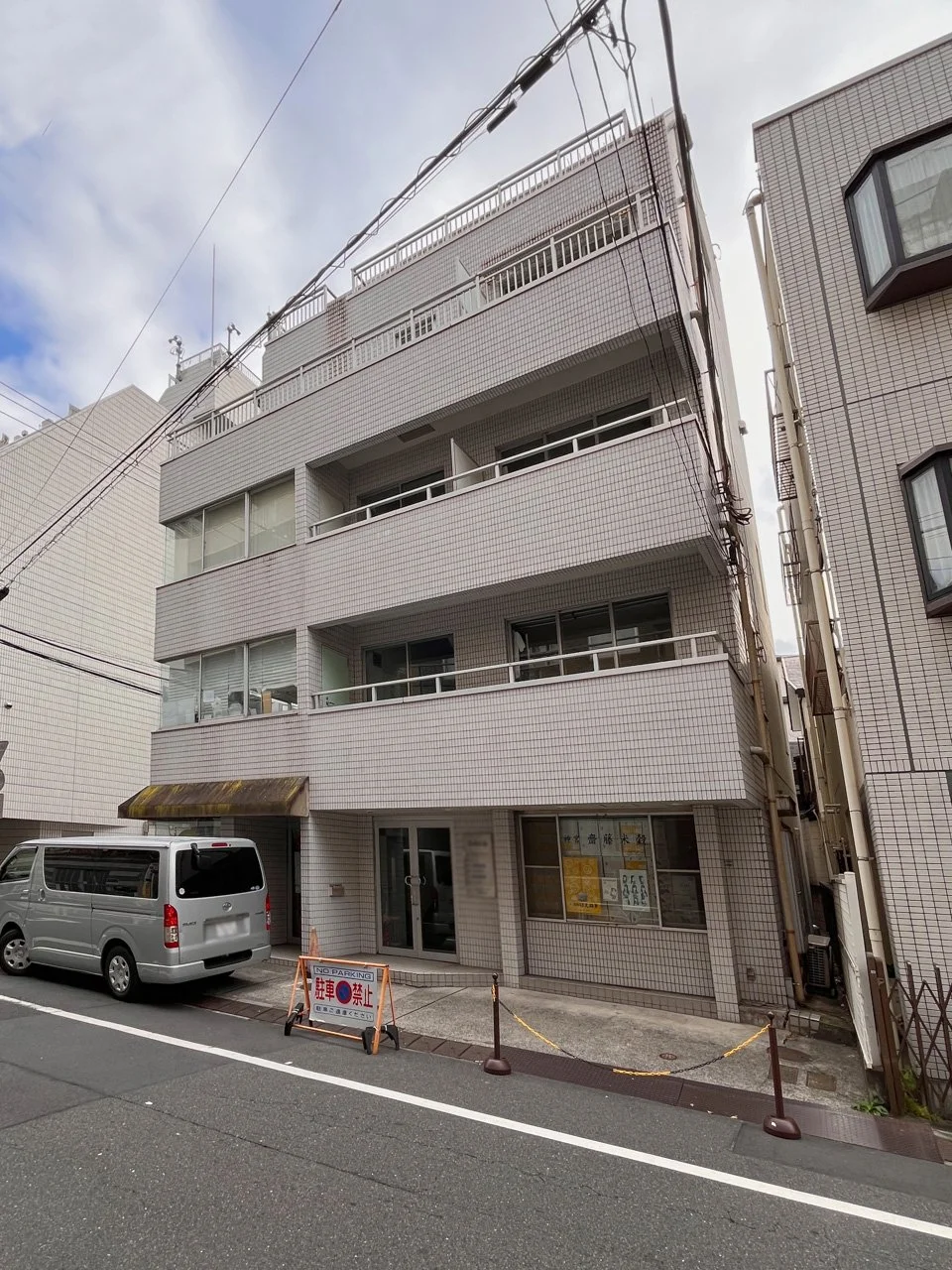 亀山ビル 3 外観 1