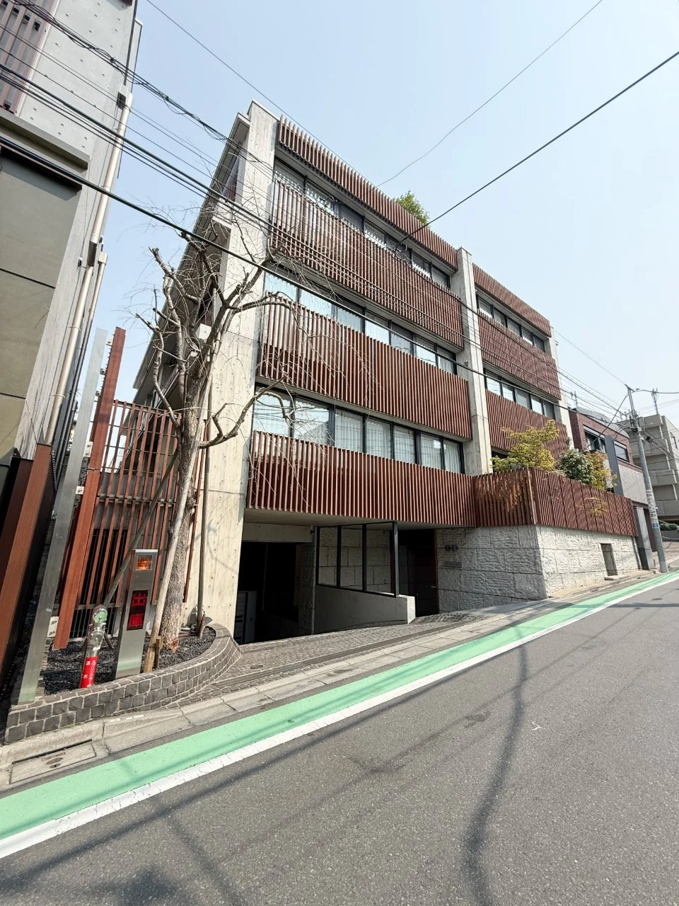 AURA表参道(オーラ表参道) 4 外観 1