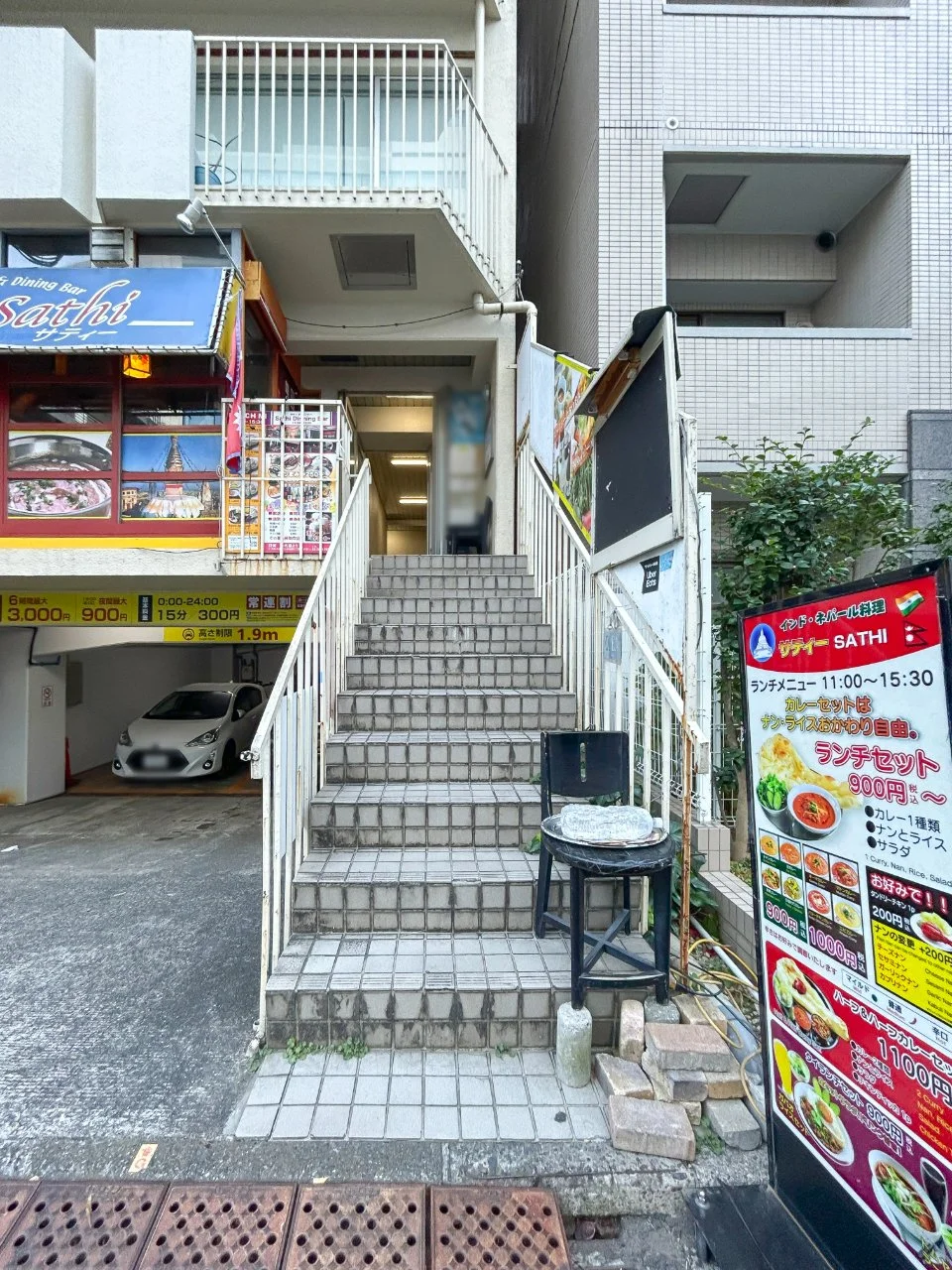パル青山ビル 4 エントランス 3