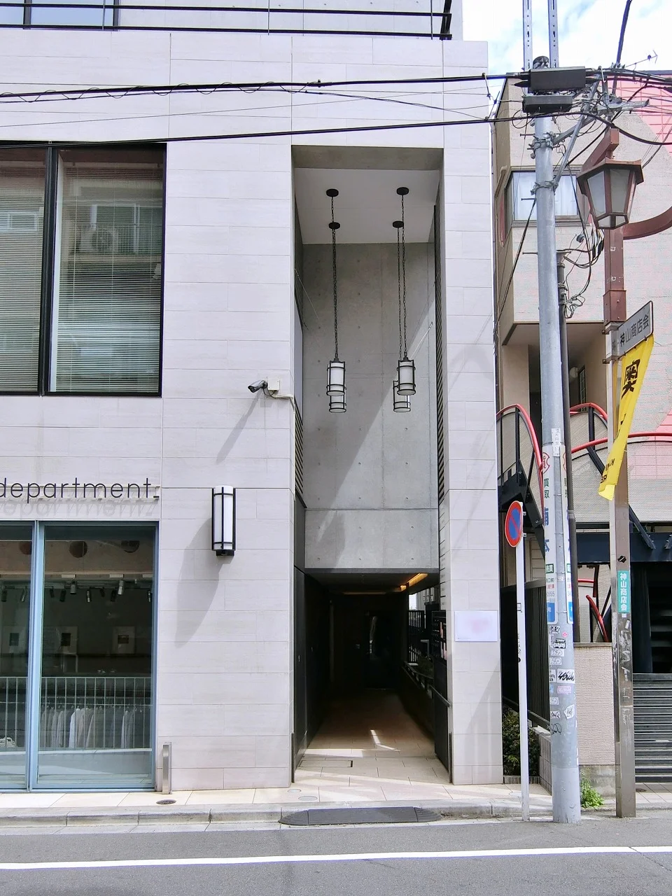グランデュオ神山町 4 ビルエントランス 3
