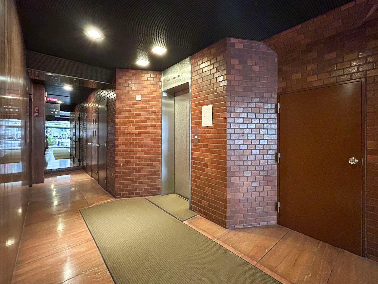 越一ビル - 画像1