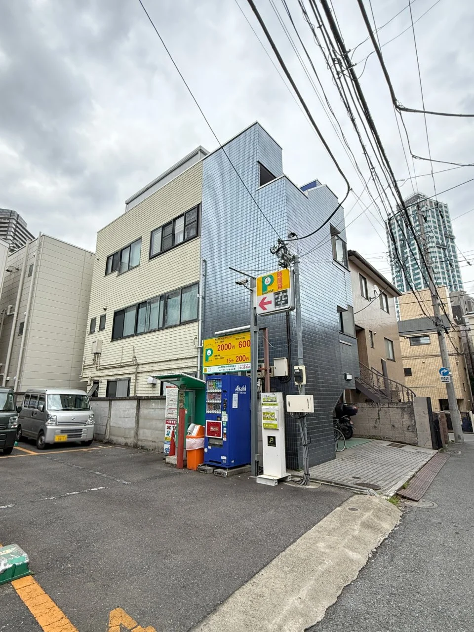 渋谷区本町3丁目貸事務所 地下1階・1階セット 外観 1