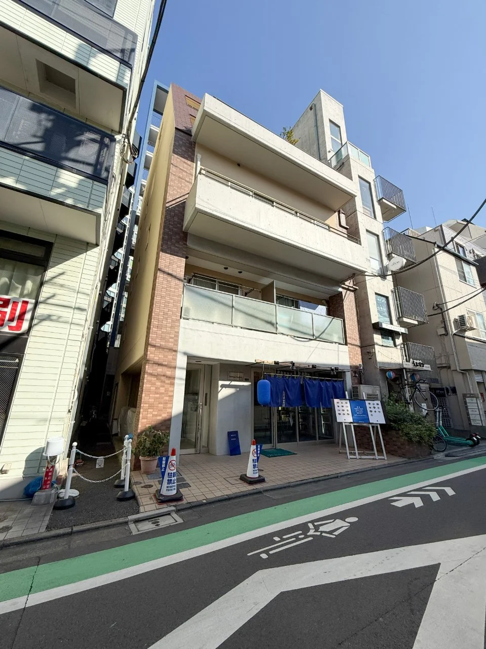 山口ビル 2 外観 1