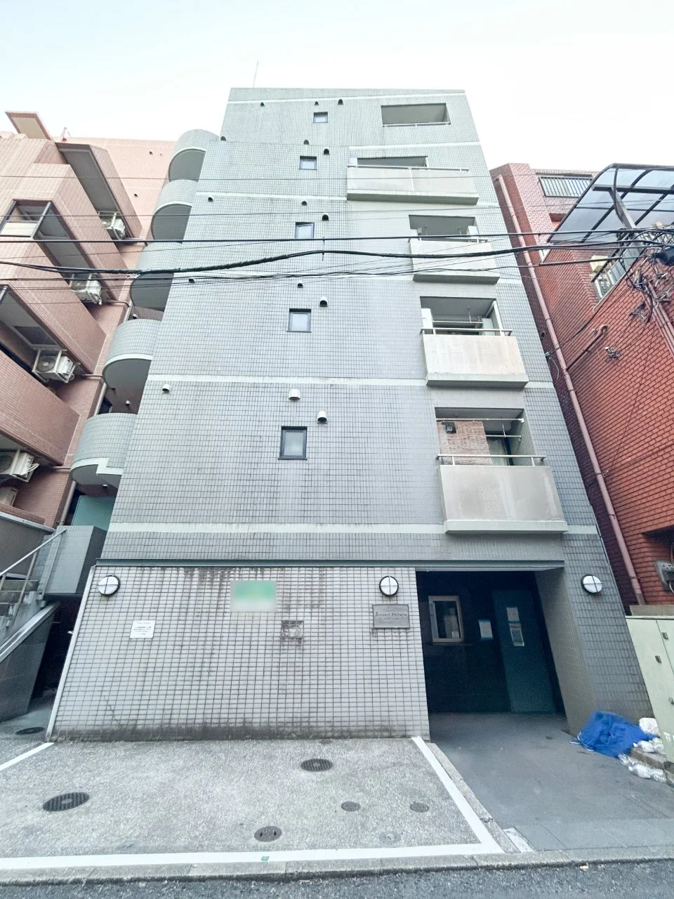 エスコート渋谷 6 外観 1