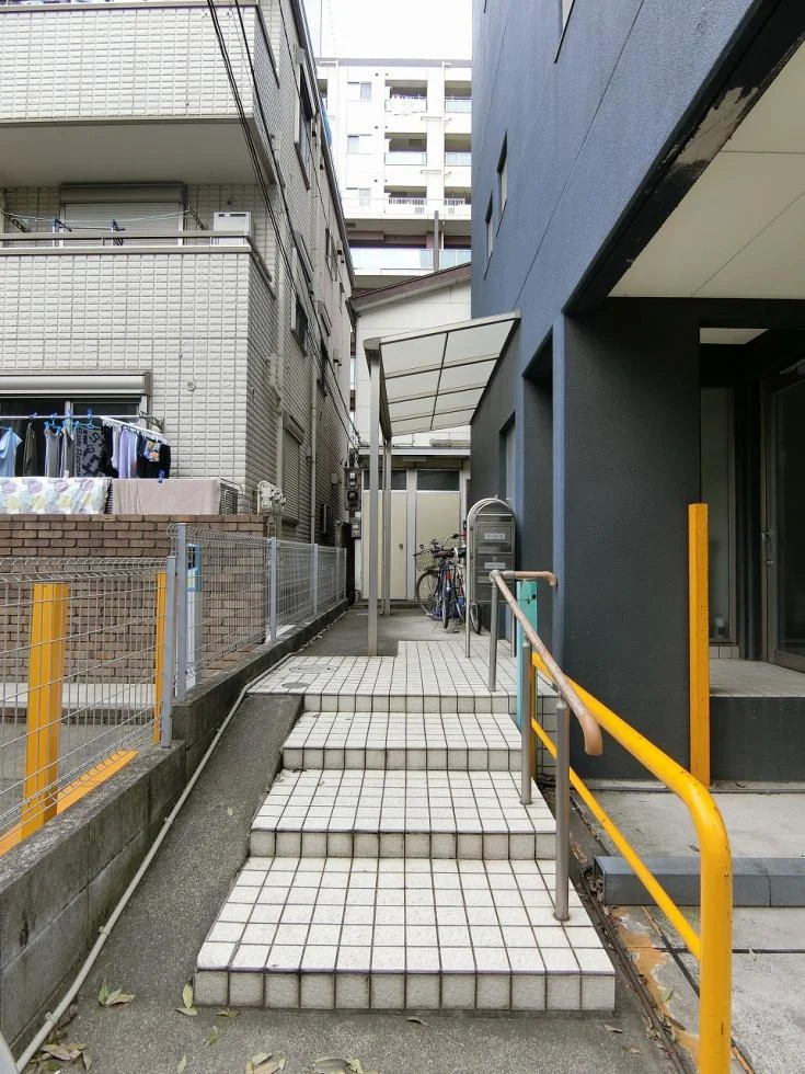 本町1丁目事務所 1 エントランス 3