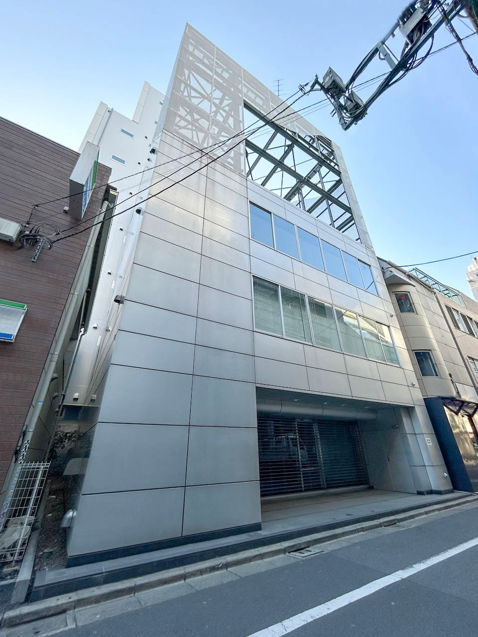 白石第5ビル 1階・2階セット 外観 1