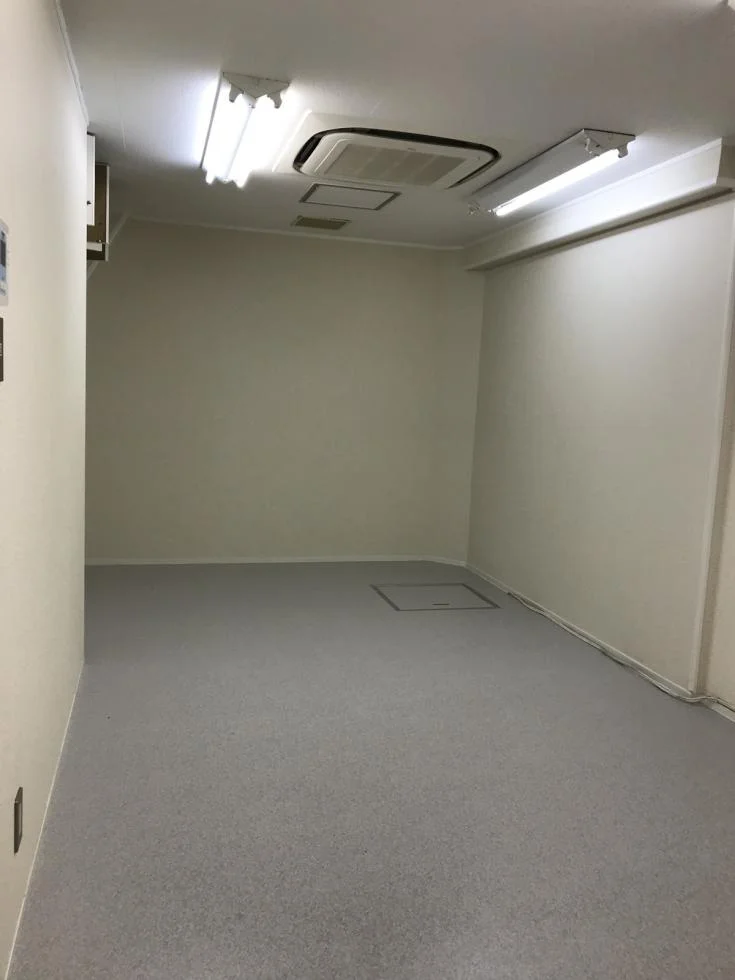 UMBER BLDG.ビル B1 執務室 6