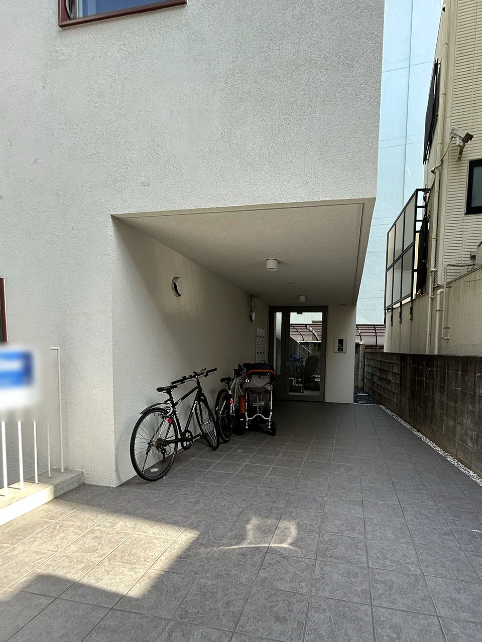 Hisui Apartment 2 エントランス 3