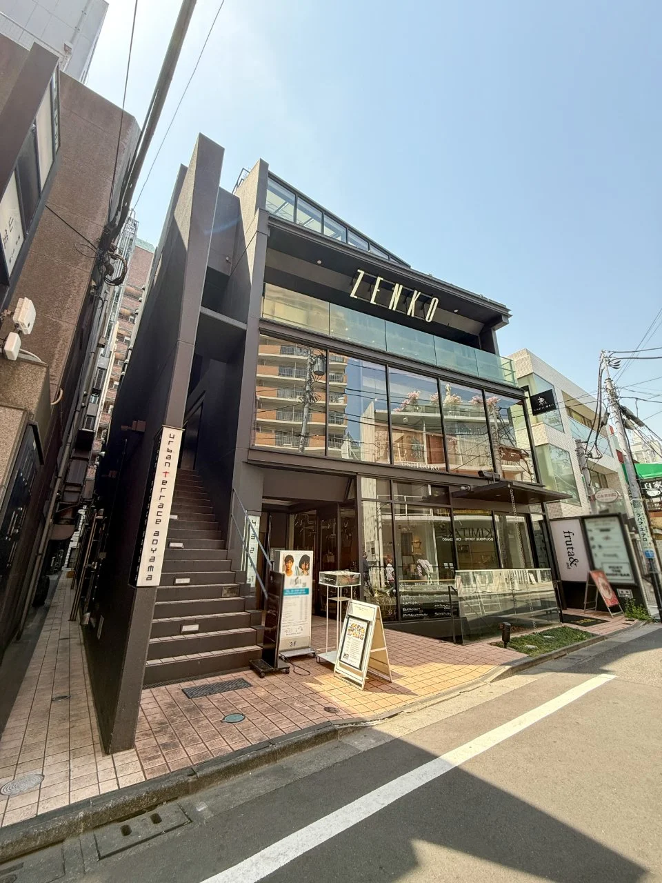 アーバンテラス青山ビル 3 オフィスビル外観 1