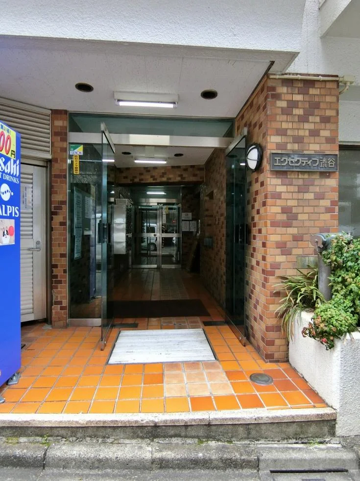 エグゼクティブ渋谷ビル 2 ビルエントランス 6