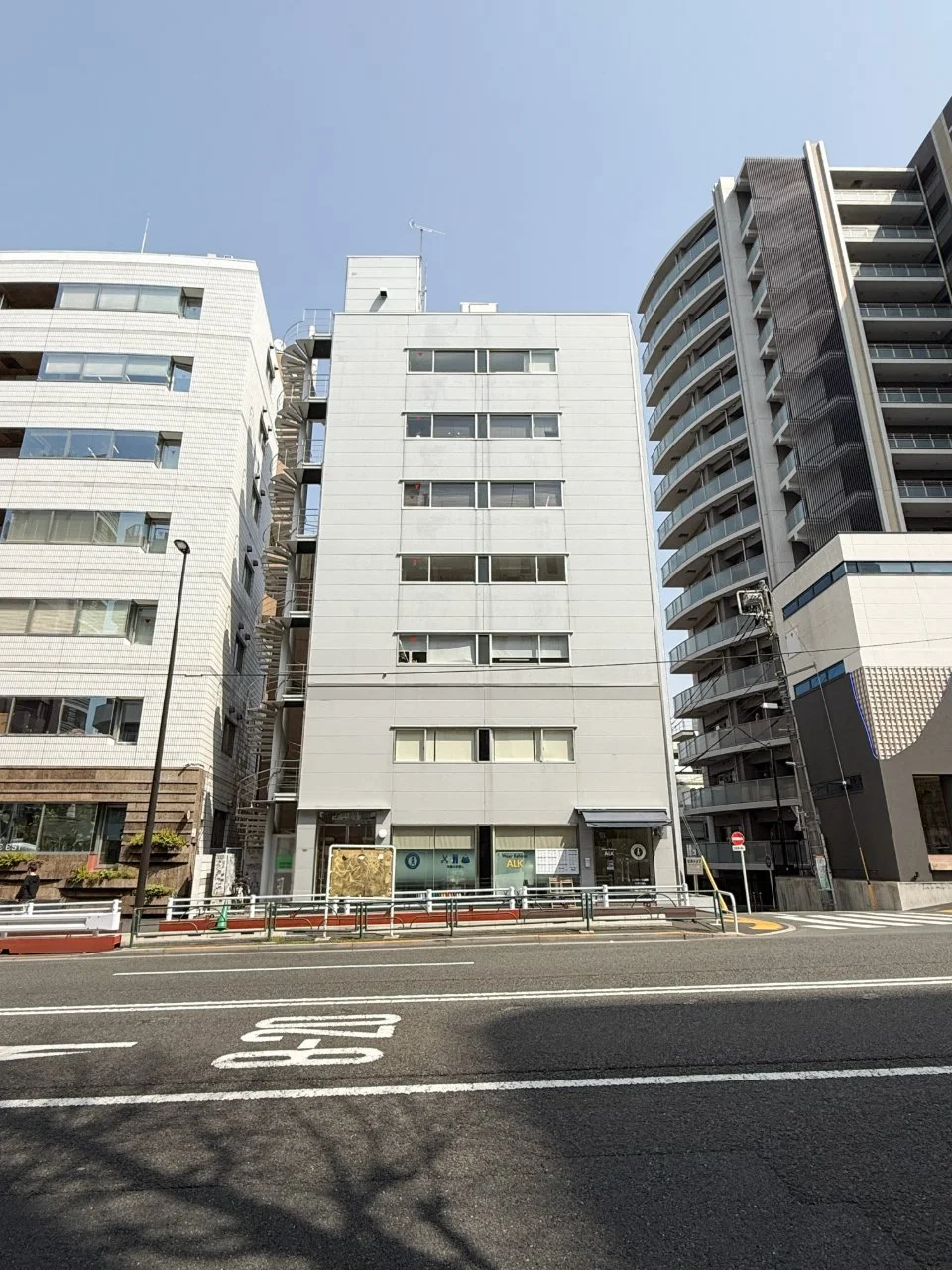 ビルトップ 1階・2階セット オフィスビル外観 1
