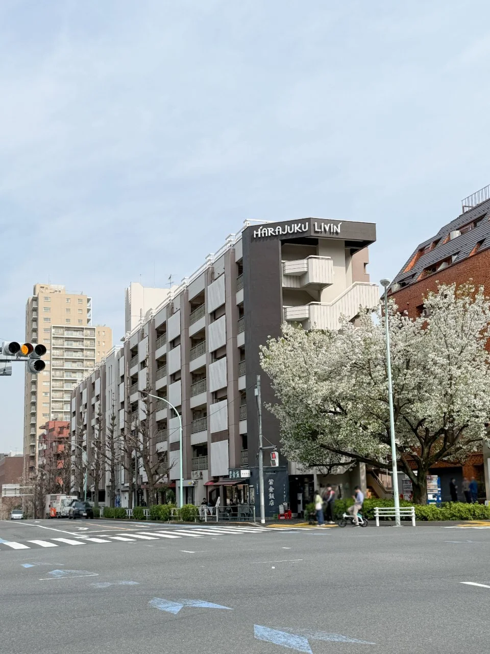 原宿リビンビル 5 オフィスビル外観 1