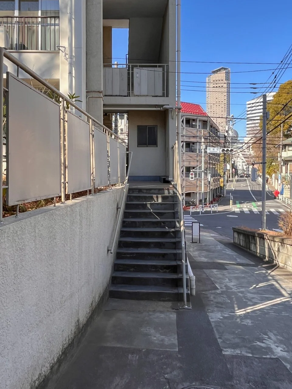 代官山コーポラス 2号棟 1階・2階 ビルエントランス 4