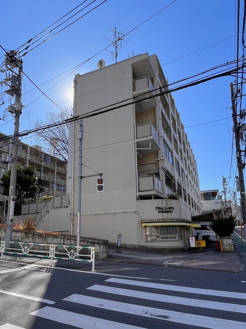 代官山コーポラス 2号棟 1階・2階 オフィスビル外観 1