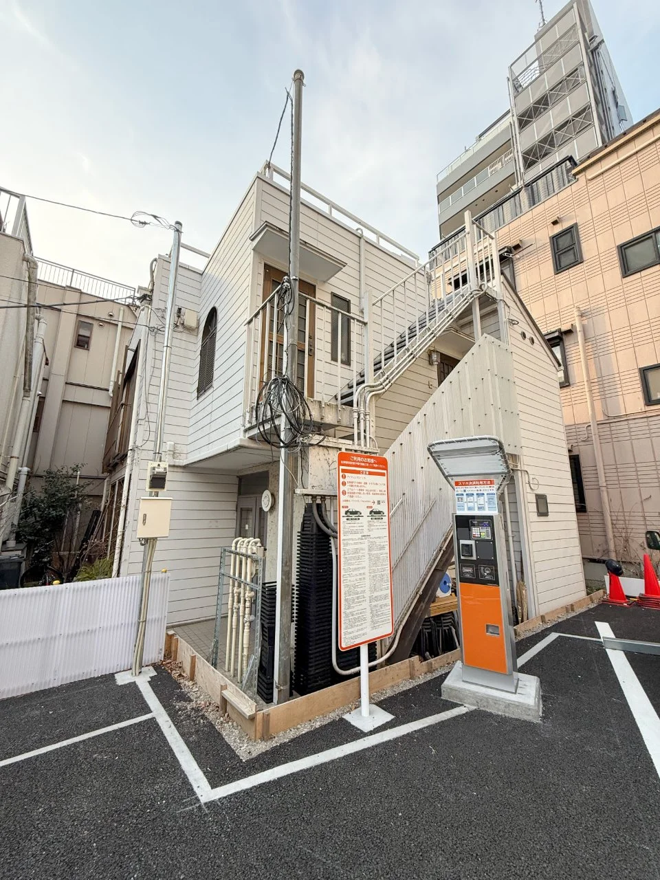 神宮前ハウス 1 外観 2