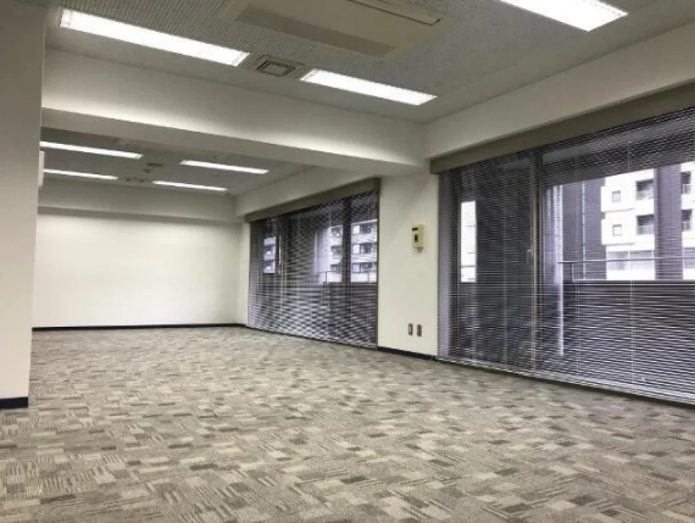 ネオーバビル 4 執務室 10