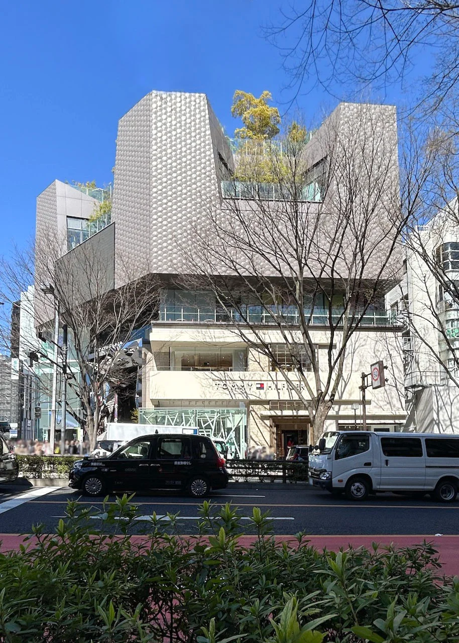 LOCUL(東急プラザ表参道原宿内) 5 オフィスビル外観 2