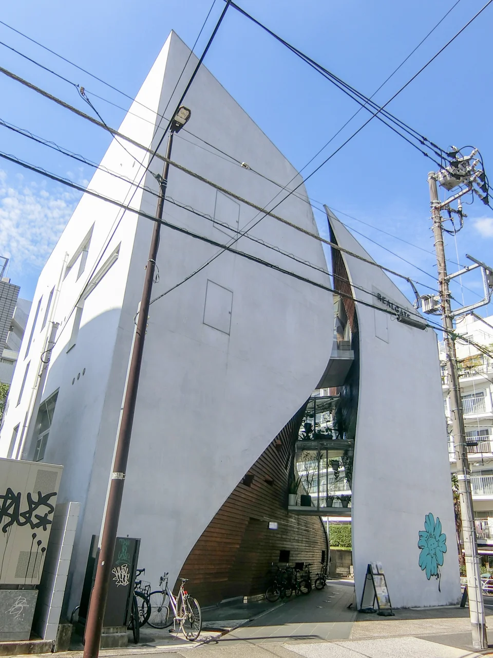 REALGATE Bldg.(リアルゲイト本社ビル) 1階2階セット 外観 2