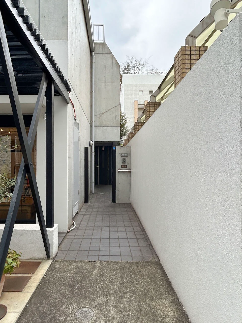 神宮前5丁目店舗 B1・1階セット エントランス 3