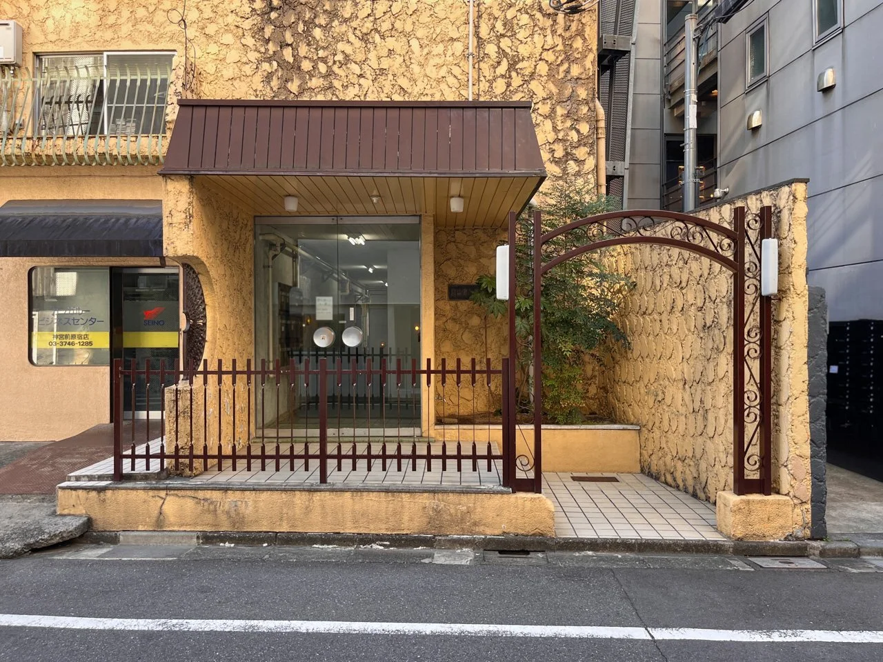 鹿鳴館ハイツ 4 エントランス 3