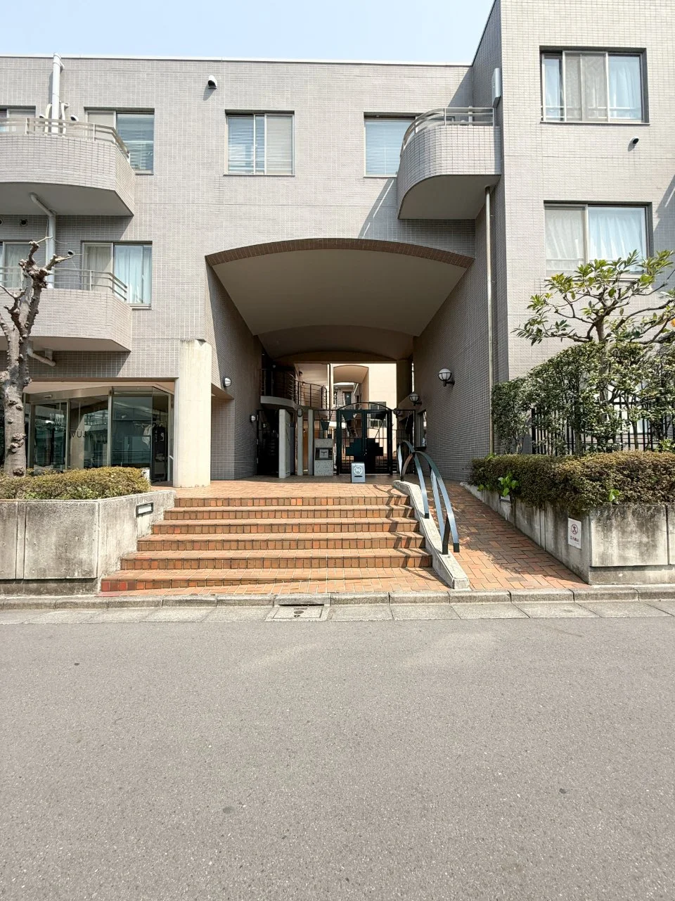 アロープラザ原宿 3 ビルエントランス 3